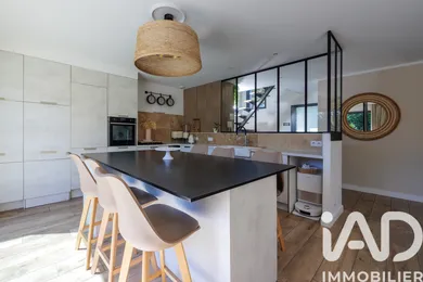 Maison à Cailloux-sur-Fontaines (69270)