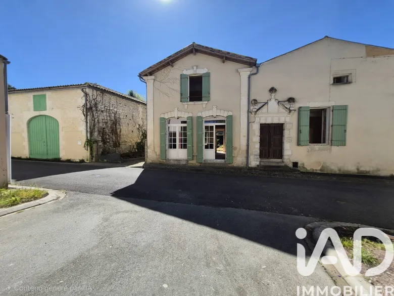 Maison 8 pièces 188 m² · à Ozillac · 188 m² · 178 000 €