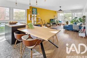 Apartment in Nantes (44300)