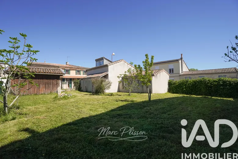 Maison 5 pièces 132 m² · à Cussac-Fort-Médoc · 132 m² · 168 500 €