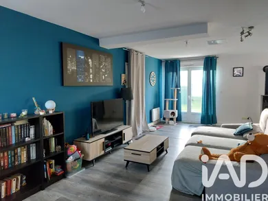 House in Esmery-Hallon (80400)