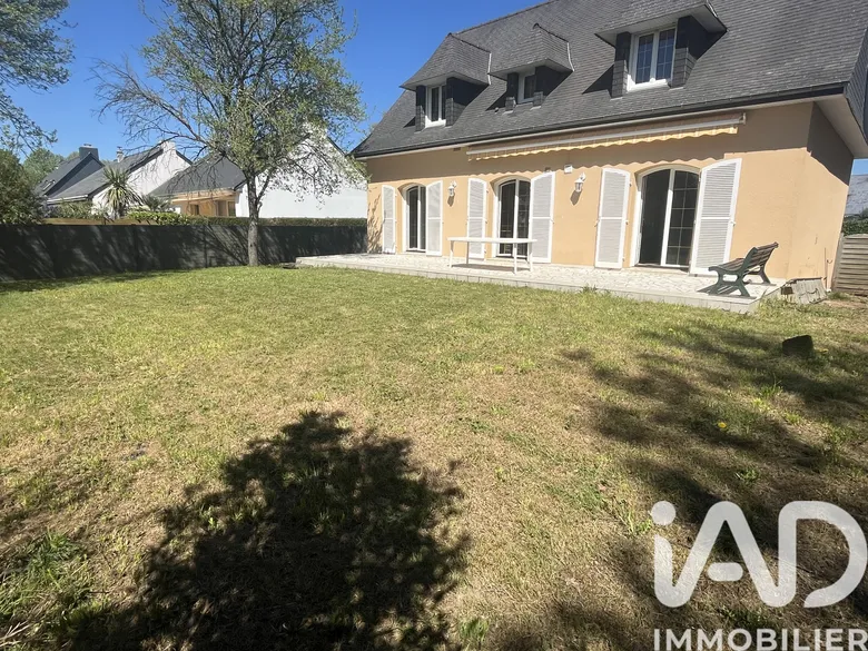 Maison 7 pièces 139 m² · à Chartres-de-Bretagne · 139 m² · 390 000 €