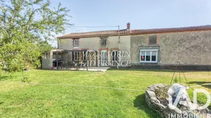 Barn in La Chaize-le-Vicomte (85310)