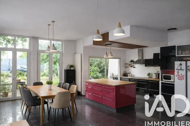 Maison 9 pièces 394 m² · à Roubaix · 394 m² · 795 000 €
