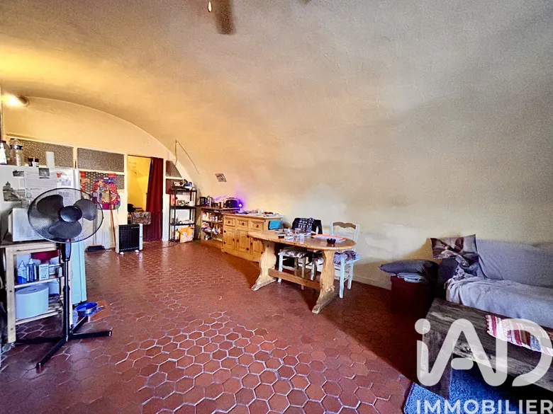 Appartement 2 pièces 46 m² · à Contes · 46 m² · 85 000 €