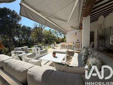 House in La Gaude (06610)