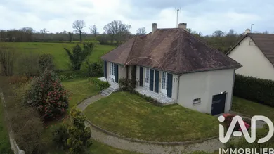 Pavillon à Périers (50190)