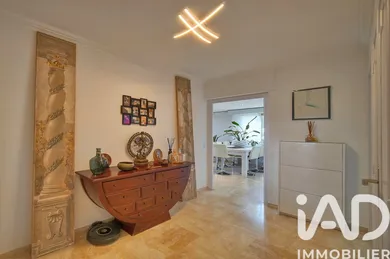 Apartment in Grasse (06130)
