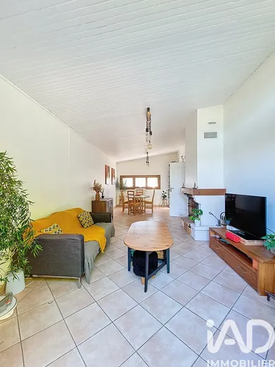Maison à Combs-la-Ville (77380)