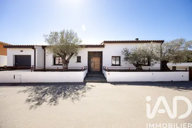 Maison d'architecte à Saint-Jean-Pla-de-Corts (66490)