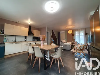House in Saint-Vaast-de-Longmont (60410)