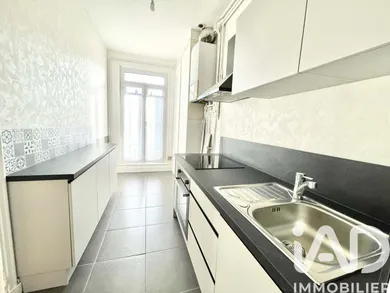 Apartment in Rouen (76100)