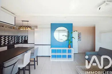 Apartment in Péron (01630)