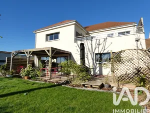 House in Sonchamp (78120)