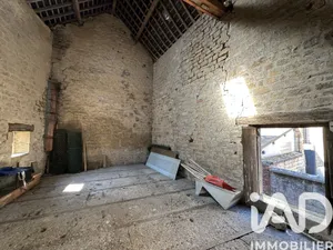 Grange à donchery (08350)