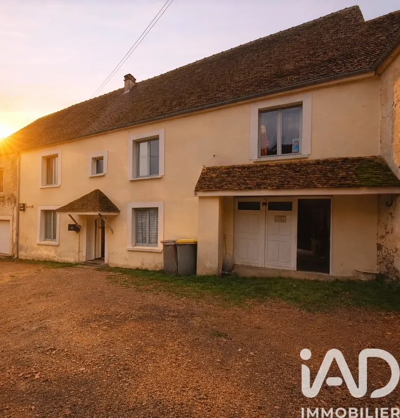 Maison 8 pièces 144 m² · à Château-Thierry · 144 m² · 242 000 €