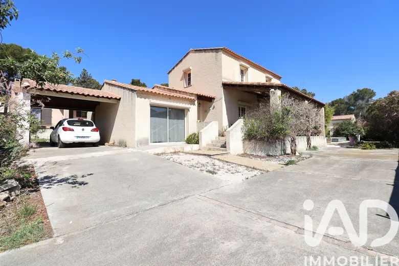 Maison 6 pièces 146 m² · à Rognac · 146 m² · 485 000 €
