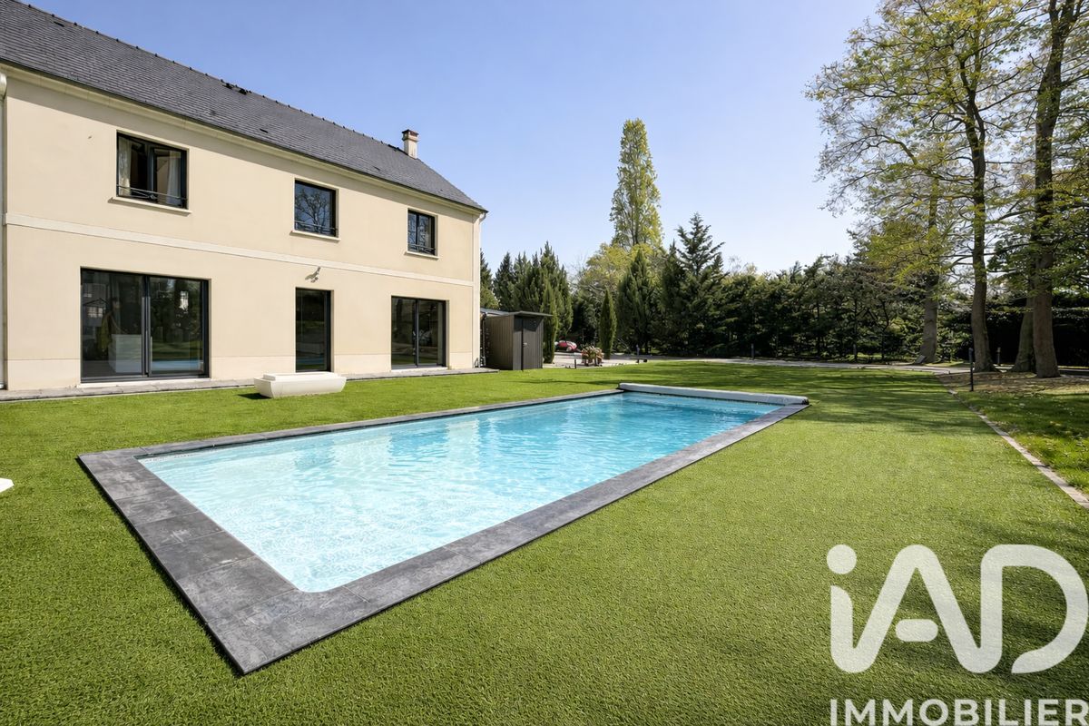 maison à Fleurines