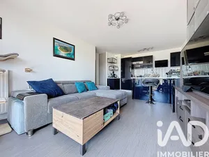Apartment in Bondoufle (91070)