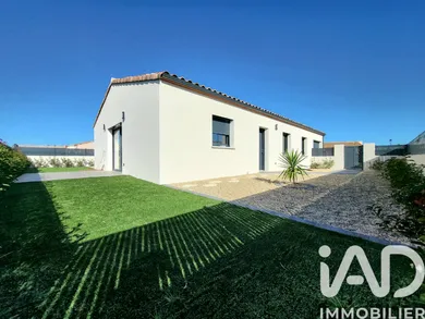 Traditional house in Roubia (11200)