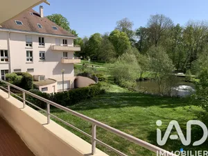 Apartment in Saint-Rémy-lès-Chevreuse (78470)
