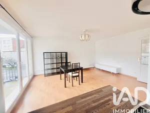 Apartment in Valenciennes (59300)
