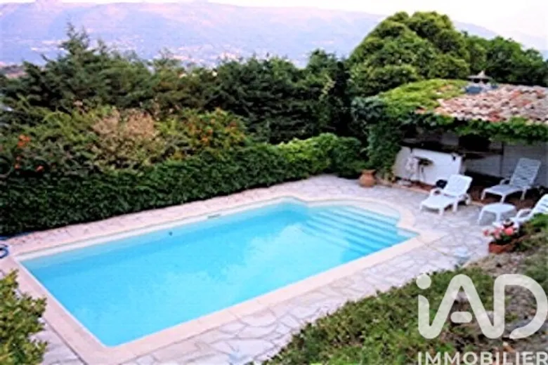 Maison 8 pièces 243 m² · à Nice · 243 m² · 1 290 000 €