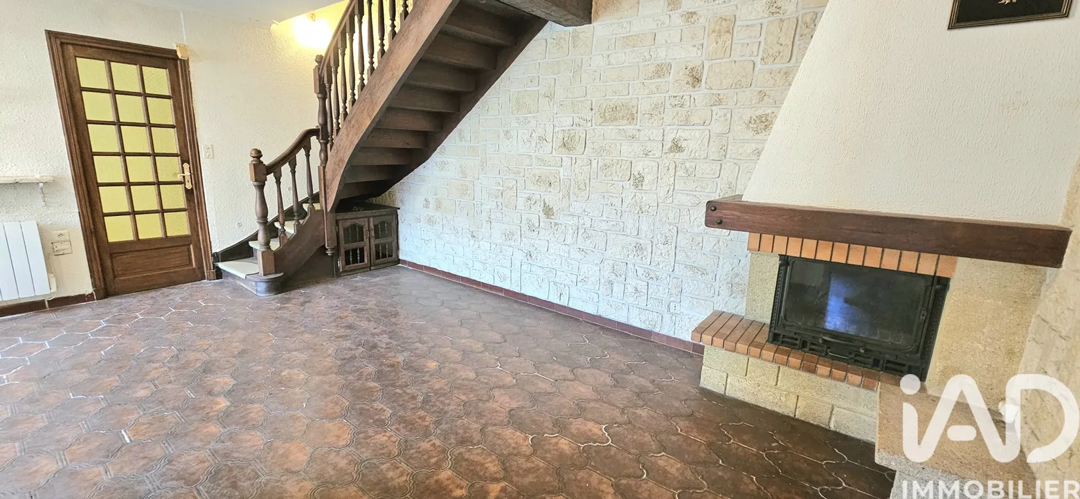 Vente maison à Fleury (11560) : maison 6 pièces 132 m² — 3