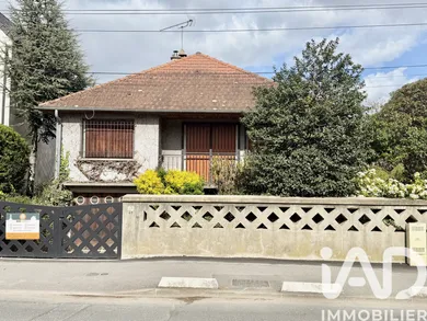 House in Chilly-Mazarin (91380)