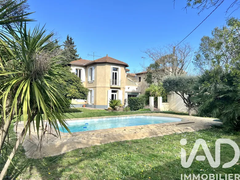 Maison 6 pièces 141 m² · à Saint-Gilles · 141 m² · 405 000 €
