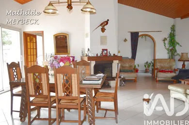 Village house in FAYE-SUR-ARDIN (79160)