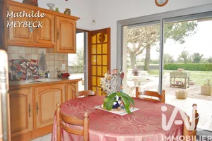 Maison de village à FAYE-SUR-ARDIN (79160)