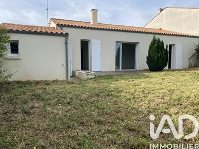 Maison à Saint-Vivien (17220)