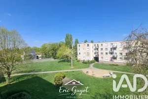 Apartment in Le Plessis-Trévise (94420)