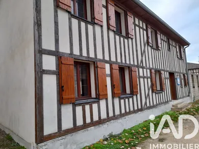 Maison de campagne à Hampigny (10500)