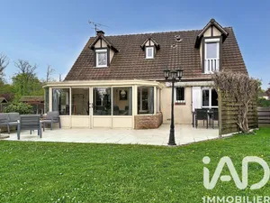 House in Nogent-le-Roi (28210)