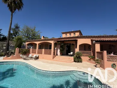 Maison traditionnelle à Opio (06650)