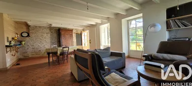 Maison de campagne à Saint-Loup-Lamairé (79600)
