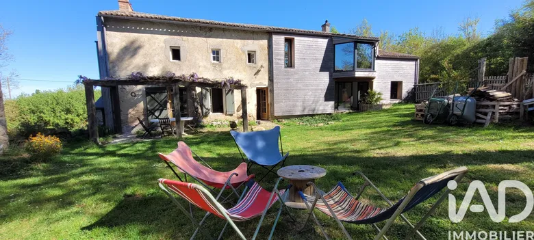 Maison 6 pièces 178 m² · à Saint-Loup-Lamairé · 178 m² · 173 500 €