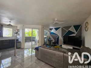 Apartment in Sainte-Anne (97180)