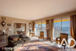 Apartment in Saint-Germain-en laye (78100)