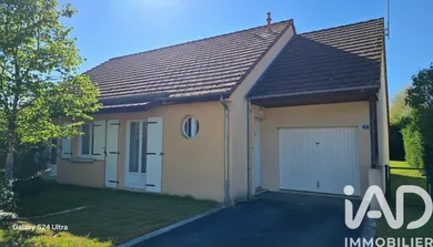 Pavillon à Saint-Amand-Montrond (18200)