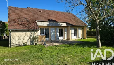 Pavillon à Saint-Amand-Montrond (18200)