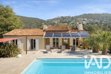 Maison à Carqueiranne (83320)