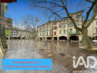 Lease-hold in Uzès (30700)