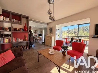 Apartment in Carnoux-en-Provence (13470)