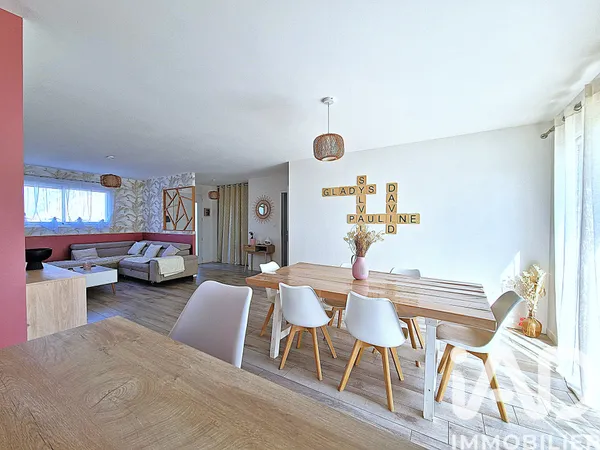 Vente maison à Montbert (44140) : maison 5 pièces 99 m² — 8