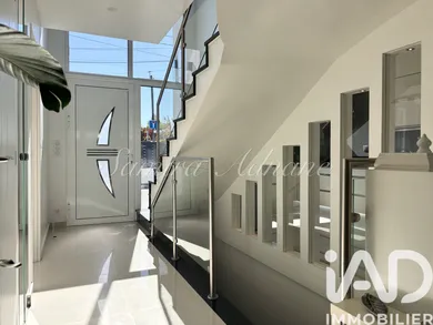 Maison d'architecte à Montigny-lès-Cormeilles (95370)