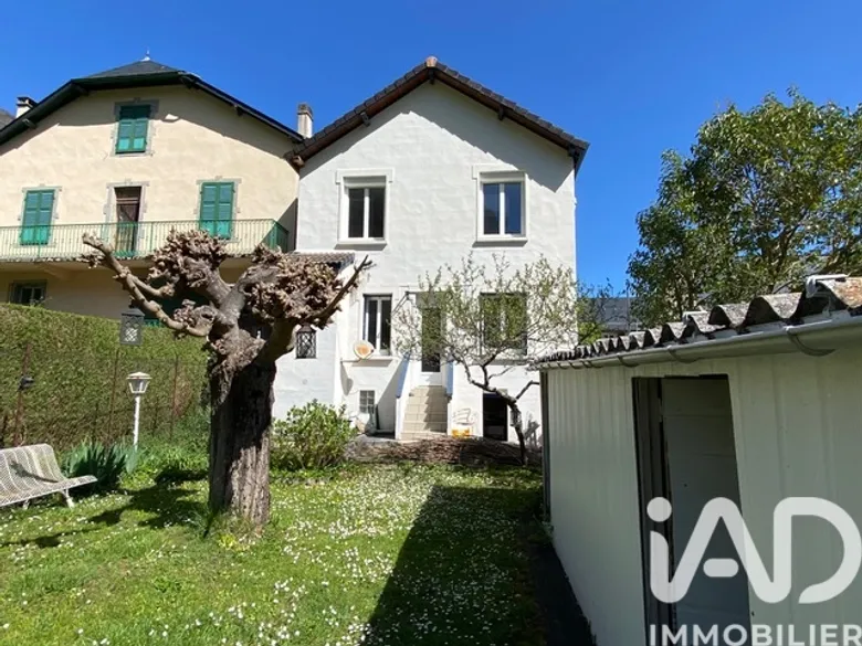 Maison 5 pièces 118 m² · à Laruns · 118 m² · 182 000 €