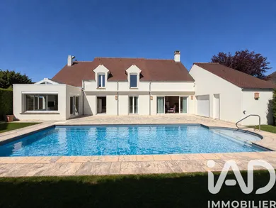 Architectural house in Servon (77170)